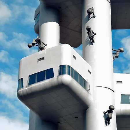 Hotel Sky