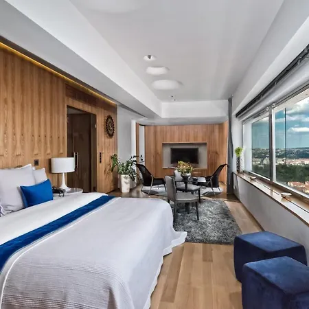 Sky Hotell Prag
