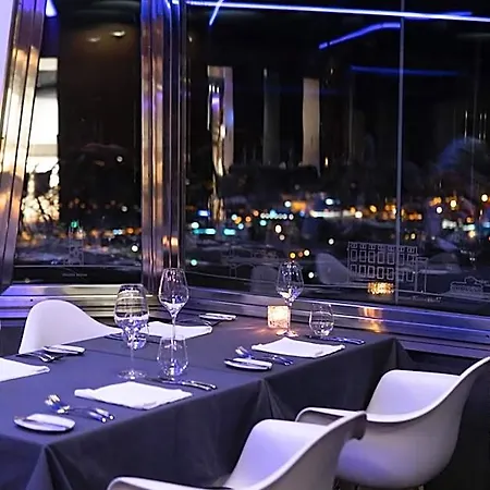 Otel Sky Prag